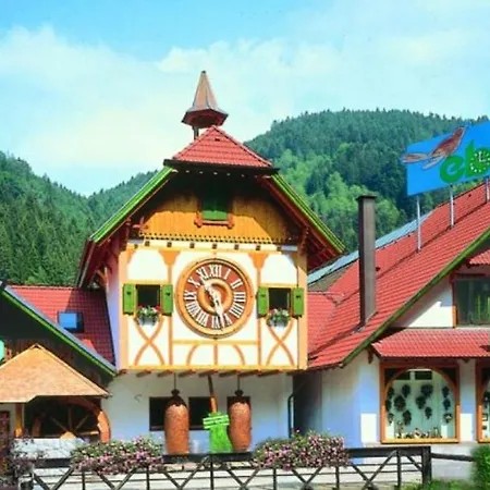 Living Timeless- Black Forest Style- *