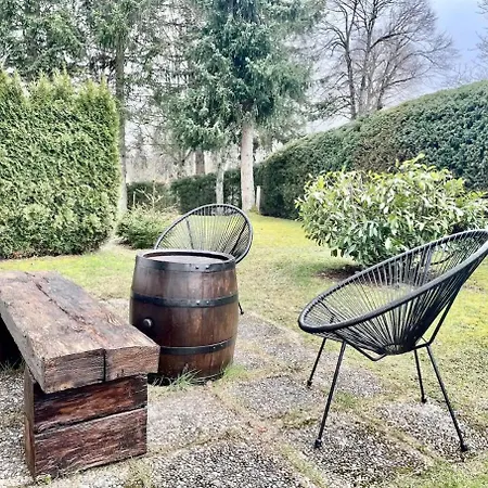 Living Timeless- Black Forest Style- *