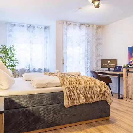 Living Timeless- Black Forest Style-