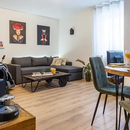Apartment Living Timeless- Black Forest Style-