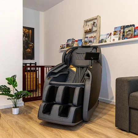 Living Timeless- Black Forest Style- *