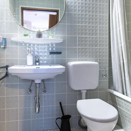 Living Timeless- Black Forest Style- * Schönwalde