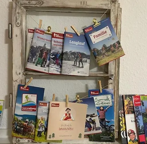 Living Timeless- Black Forest Style- *